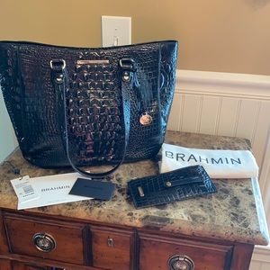 Brahmin Medium Lena Melbourne & Credit Card Wallet